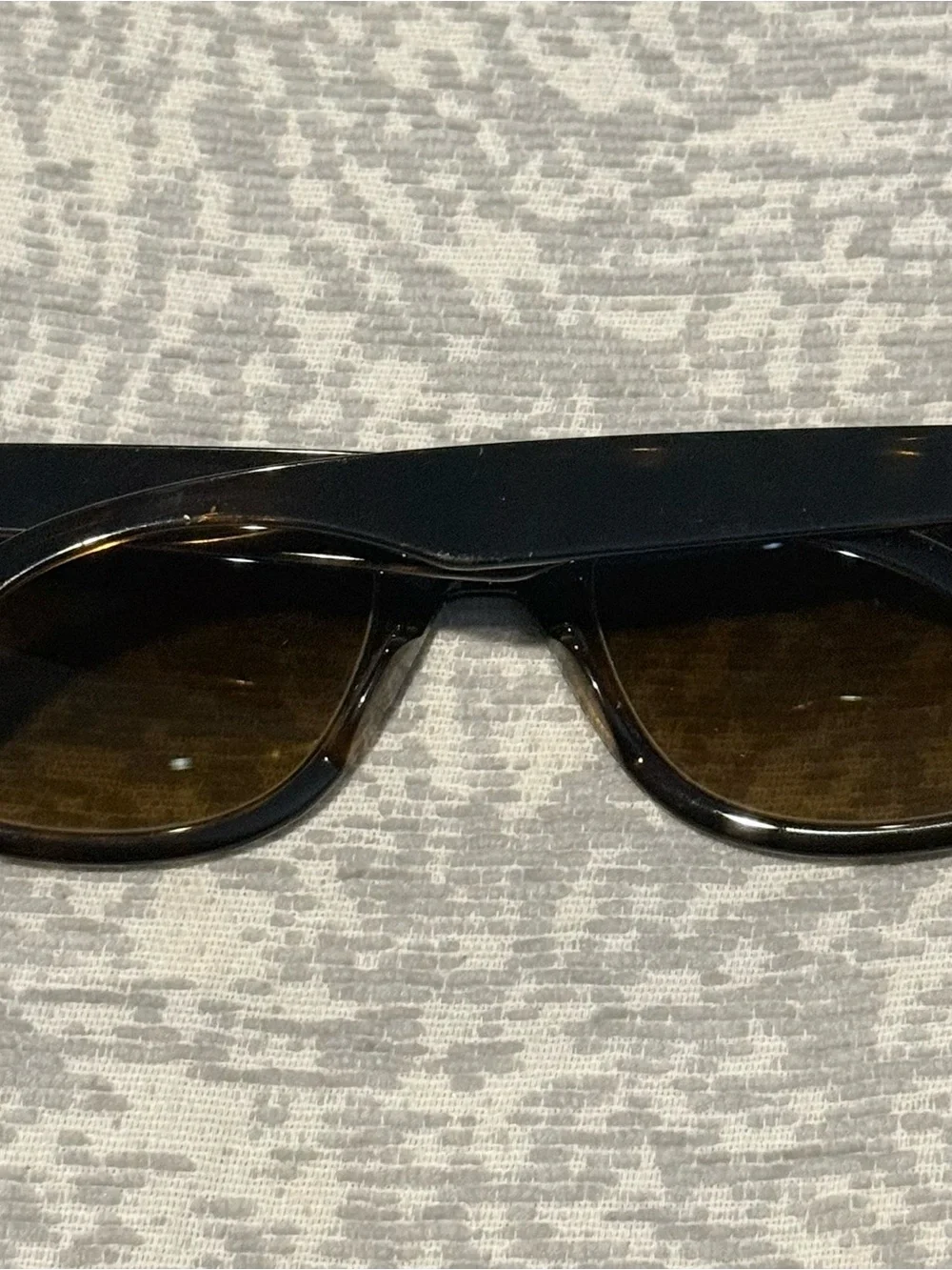 Ray-Ban /// Men’s 4640 Tortoiseshell Frame Sunglasses with Polarized Lenses